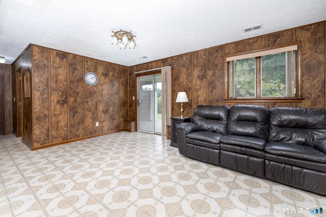 15 Colonial Drive, Wethersfield, CT 06109