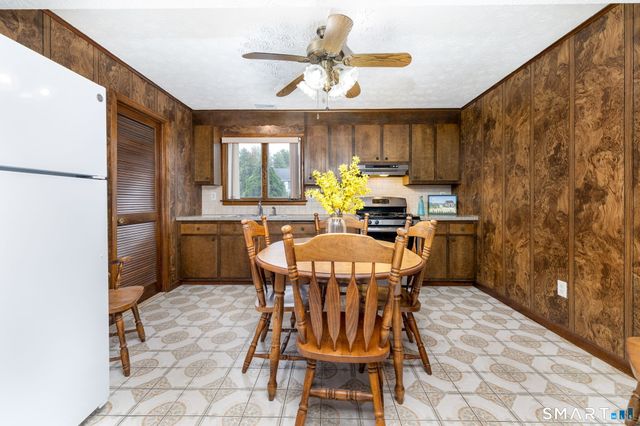 15 Colonial Drive, Wethersfield, CT 06109