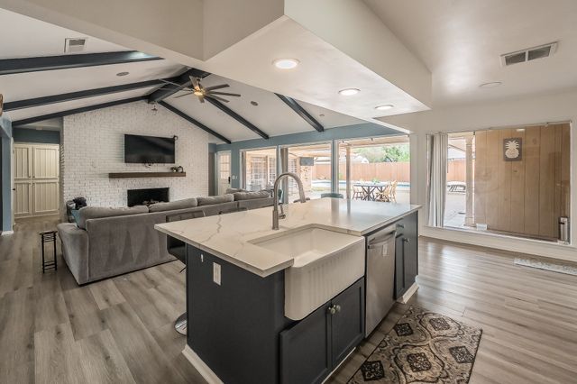 5801 Cedarcrest Drive, Haltom City, TX 76117