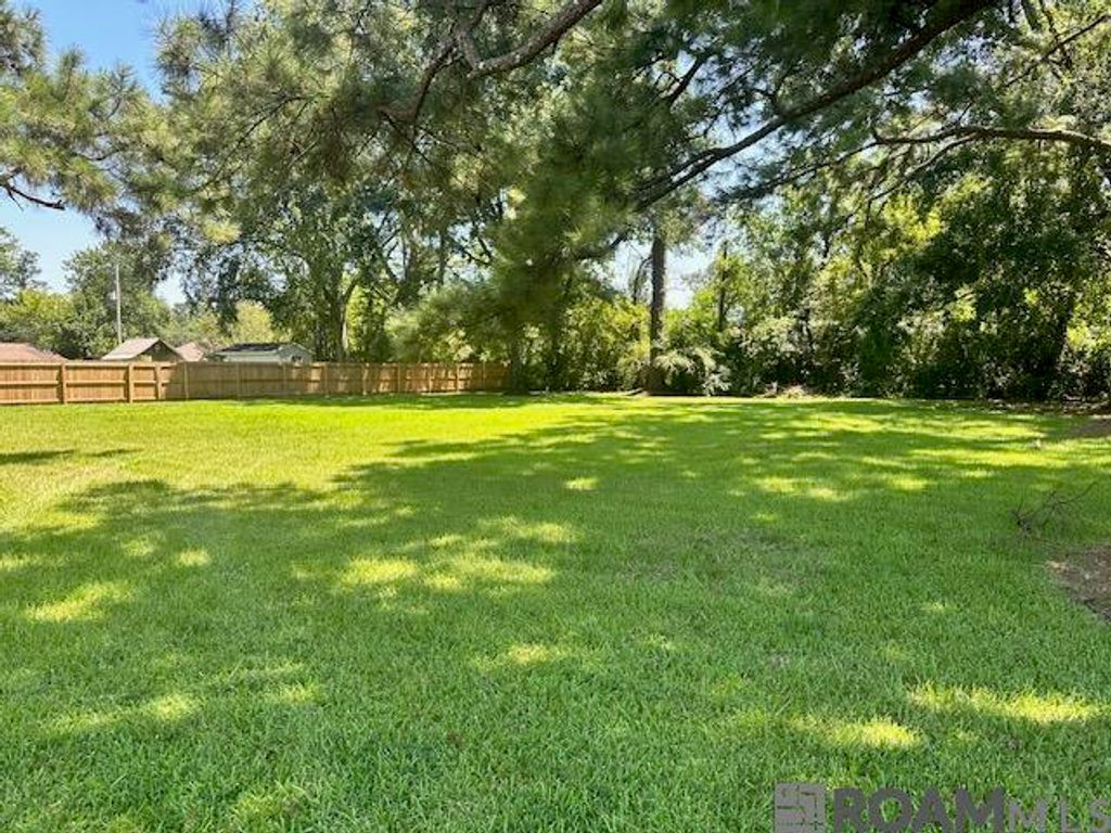 15738 Treasurer Ave, Baton Rouge, LA 70817