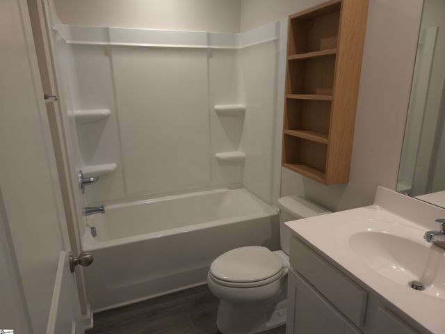 200 Harvest Hill Lane, Greenville, SC 29605