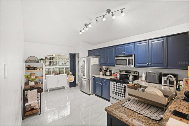 248 LONGHIRST LOOP, Ocoee, FL 34761