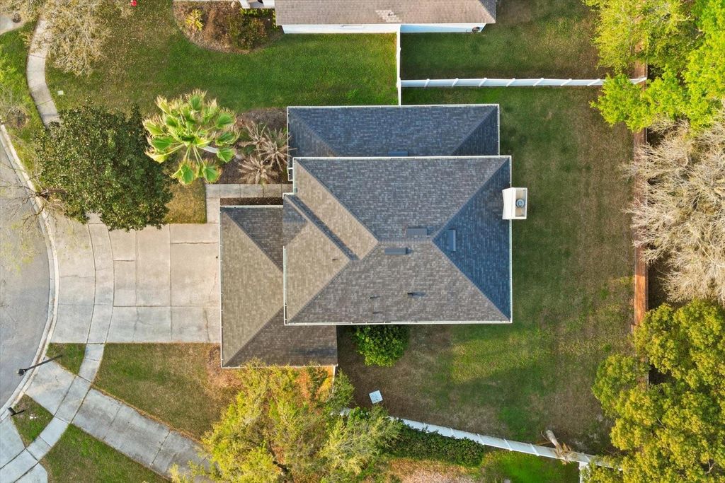 Image 28 of property listing at 248 LONGHIRST LOOP, Ocoee, FL 34761