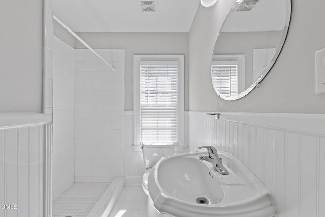 2728 Anderson Drive, Raleigh, NC 27608