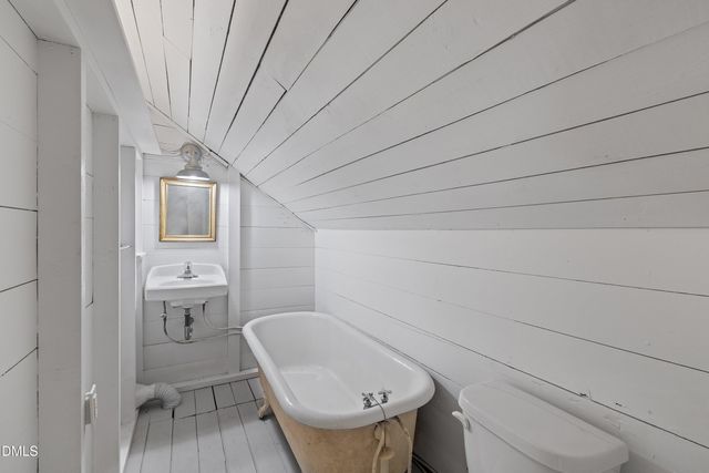 2728 Anderson Drive, Raleigh, NC 27608