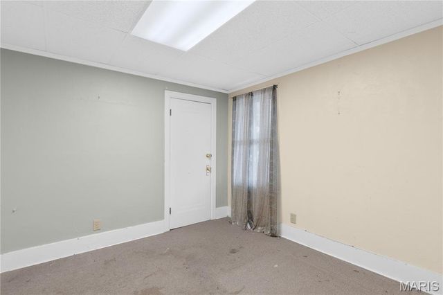 2136 Esther Avenue, St Louis, MO 63139
