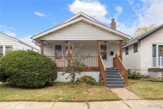 2136 Esther Avenue, St Louis, MO 63139