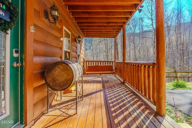 3538 Wolf Way, Sevierville, TN 37862