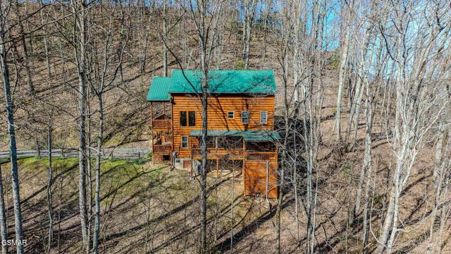 3538 Wolf Way, Sevierville, TN 37862