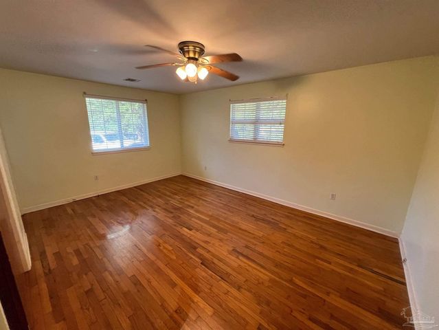 7987 Hendrix Ave, Pensacola, FL 32514