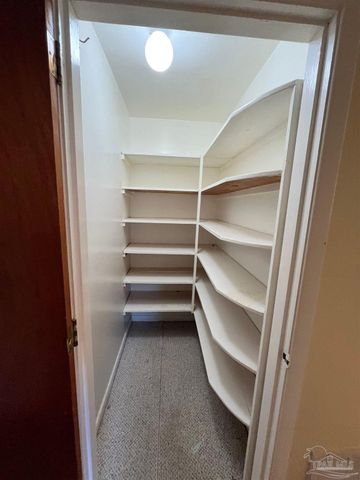 7987 Hendrix Ave, Pensacola, FL 32514