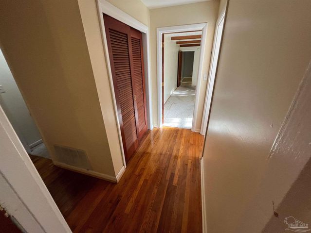 7987 Hendrix Ave, Pensacola, FL 32514