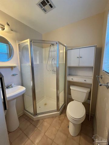 7987 Hendrix Ave, Pensacola, FL 32514