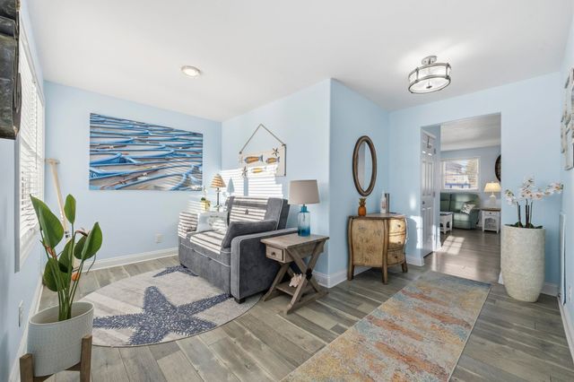 608 6th Ave. S, North Myrtle Beach, SC 29582