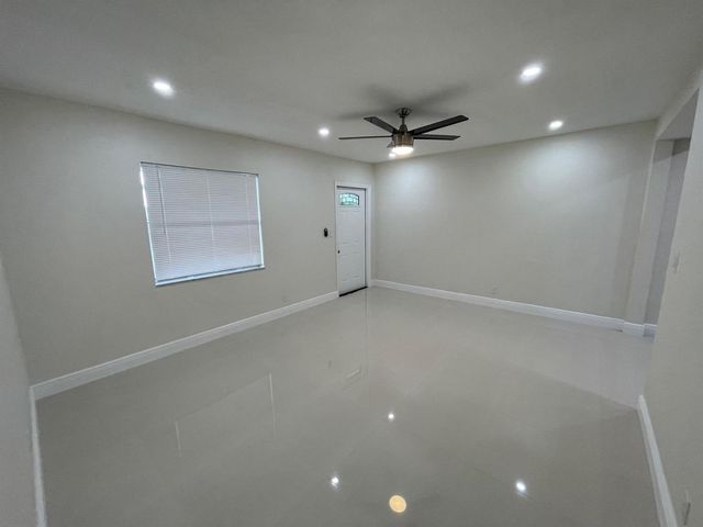 1809 NW 13th Court, Fort Lauderdale, FL 33311