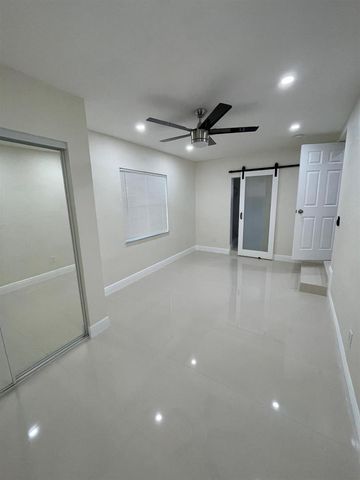 1809 NW 13th Court, Fort Lauderdale, FL 33311