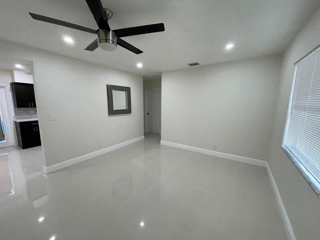 1809 NW 13th Court, Fort Lauderdale, FL 33311