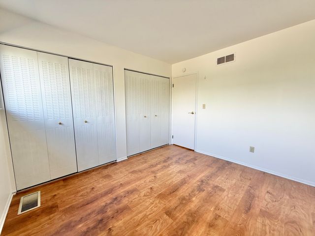620 Watersedge Drive, Ann Arbor, MI 48105