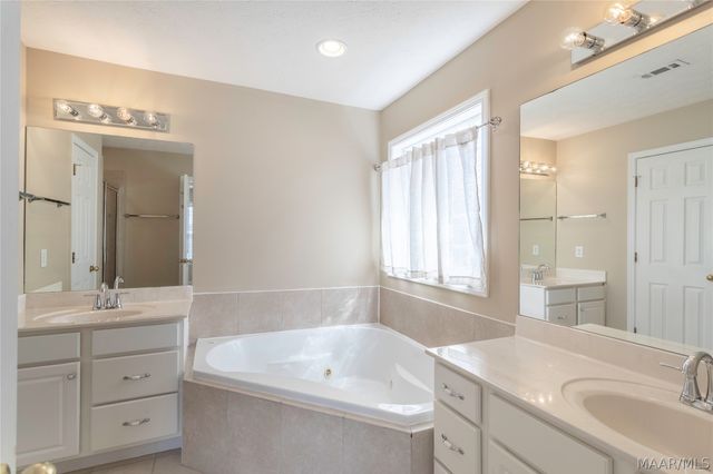 9208 SILVERBERRY Court, Montgomery, AL 36117