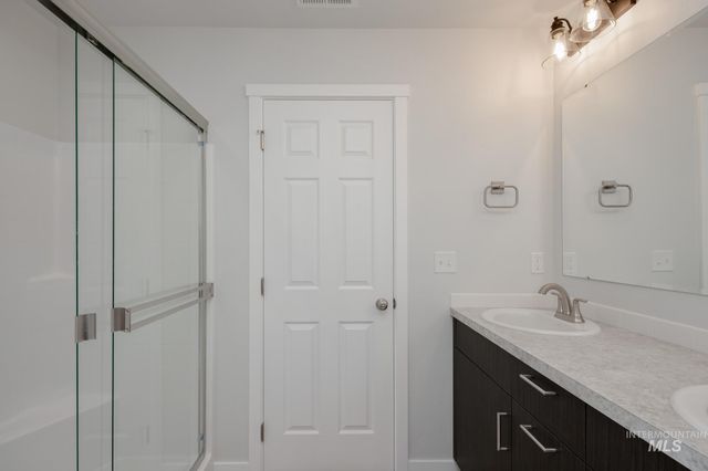 299 N Meadowsweet Ave, Kuna, ID 83634