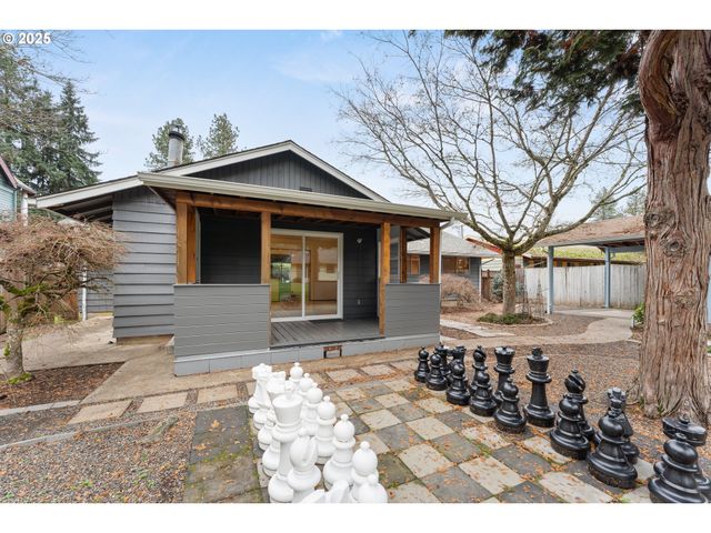 16600 Sw FLORENCE St, Beaverton, OR 97078