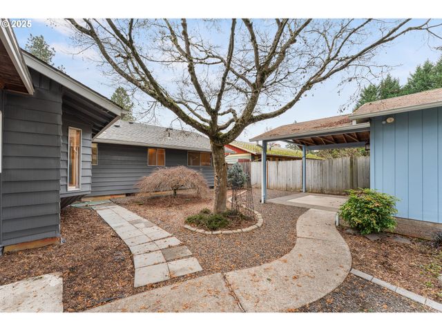 16600 Sw FLORENCE St, Beaverton, OR 97078