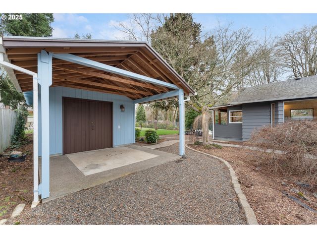 16600 Sw FLORENCE St, Beaverton, OR 97078