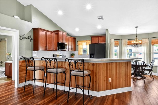 1590 DOVES VIEW CIR, Auburndale, FL 33823