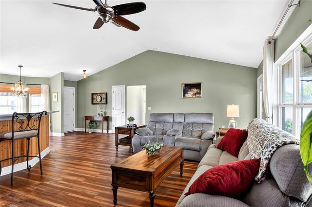 1590 DOVES VIEW CIR, Auburndale, FL 33823