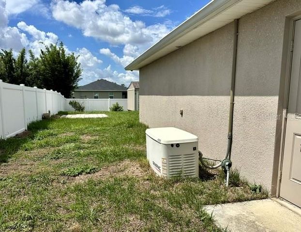 1590 DOVES VIEW CIR, Auburndale, FL 33823