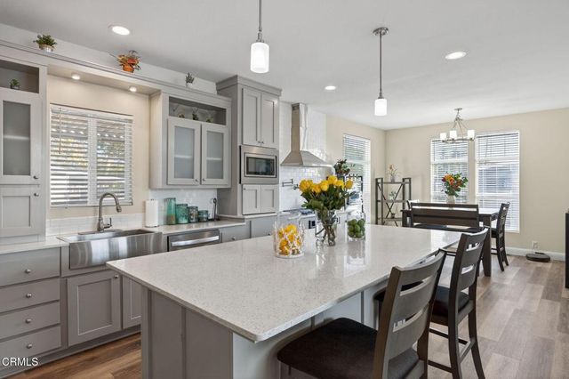 445 Gaviota Place 124, Oxnard, CA 93033