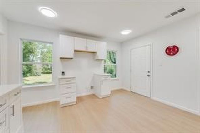 5816 Kilpatrick Avenue, Fort Worth, TX 76107