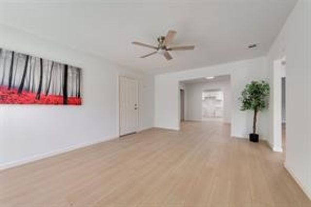 5816 Kilpatrick Avenue, Fort Worth, TX 76107