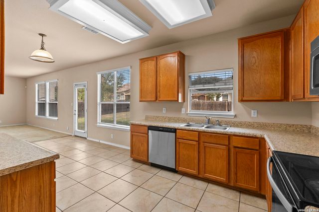 105 Kipper, Cibolo, TX 78108