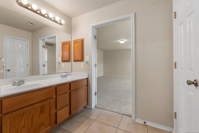 105 Kipper, Cibolo, TX 78108