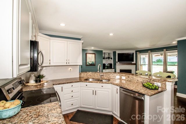 921 Argyle Court, Statesville, NC 28677