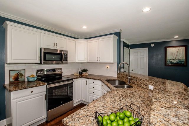 921 Argyle Court, Statesville, NC 28677