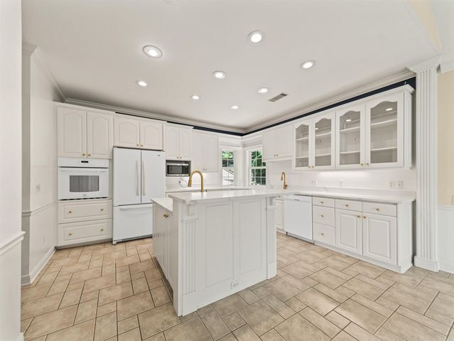 57 Toledo Drive, Hot Springs Village, AR 71909