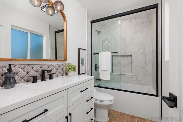 948 Emma, Cardiff By The Sea, CA 92007