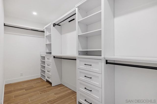 948 Emma, Cardiff By The Sea, CA 92007