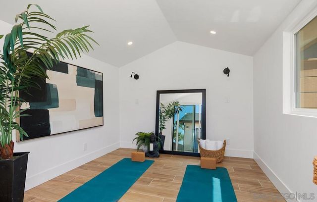 948 Emma, Cardiff By The Sea, CA 92007