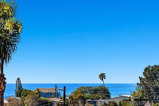 948 Emma, Cardiff By The Sea, CA 92007