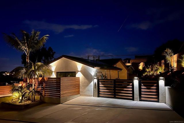 948 Emma, Cardiff By The Sea, CA 92007