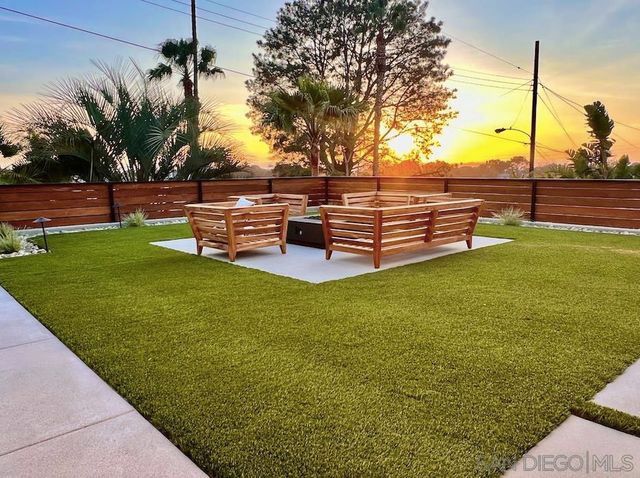 948 Emma, Cardiff By The Sea, CA 92007