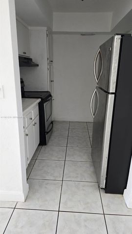 1885 NE 121st Street 17, North Miami, FL 33181