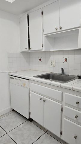 1885 NE 121st Street 17, North Miami, FL 33181
