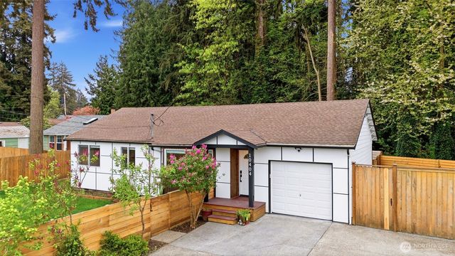 10404 Jovita Blvd E, Edgewood, WA 98372