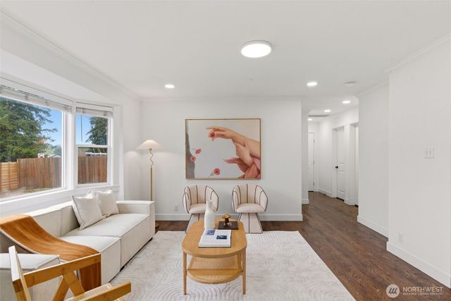 10404 Jovita Blvd E, Edgewood, WA 98372