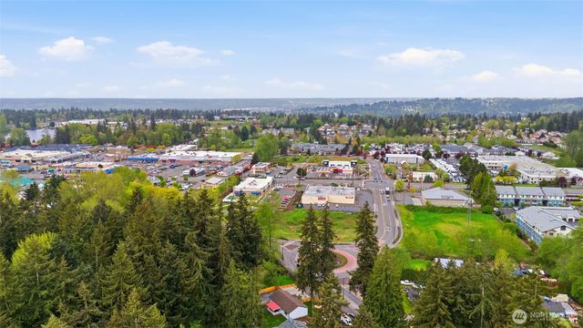 10404 Jovita Blvd E, Edgewood, WA 98372