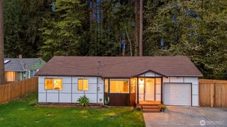 10404 Jovita Blvd E, Edgewood, WA 98372